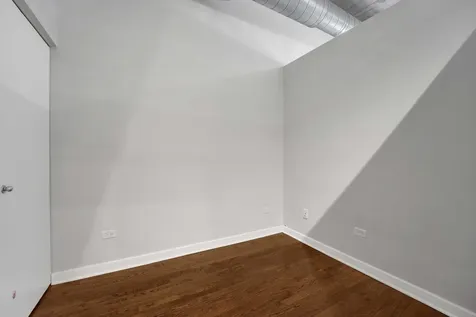 1111 West 14th Place Chicago IL 60608