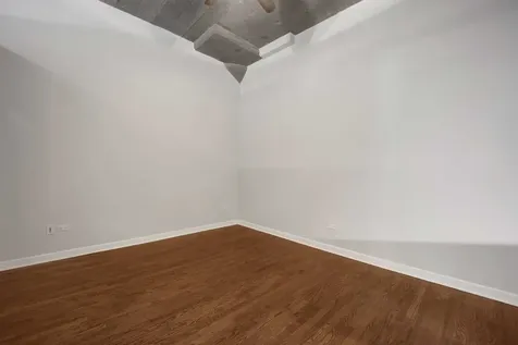 1111 West 14th Place Chicago IL 60608