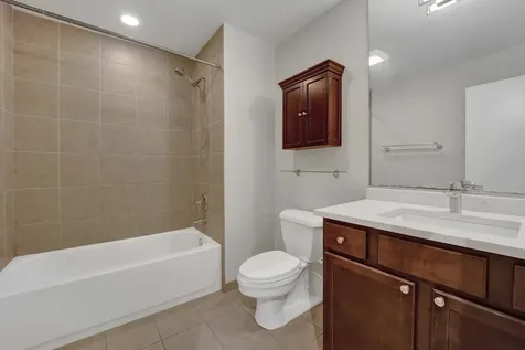 1111 West 14th Place Chicago IL 60608