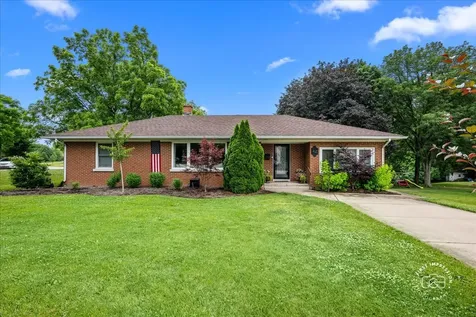 42 North 13th Avenue St. Charles IL 60174