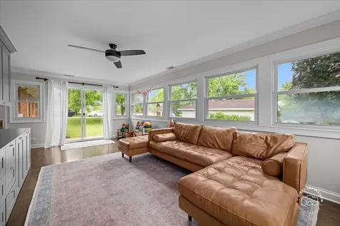 42 North 13th Avenue St. Charles IL 60174