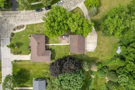 42 North 13th Avenue St. Charles IL 60174