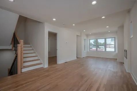 2716 East Avenue Berwyn IL 60402