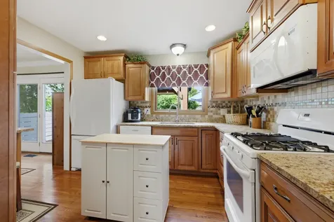 1158 Pinetree Lane Bartlett IL 60103