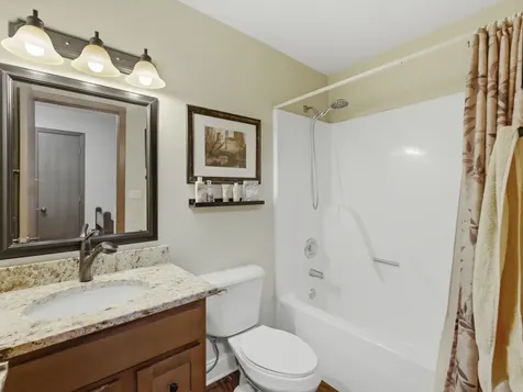 1158 Pinetree Lane Bartlett IL 60103