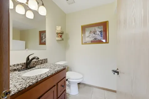 1158 Pinetree Lane Bartlett IL 60103