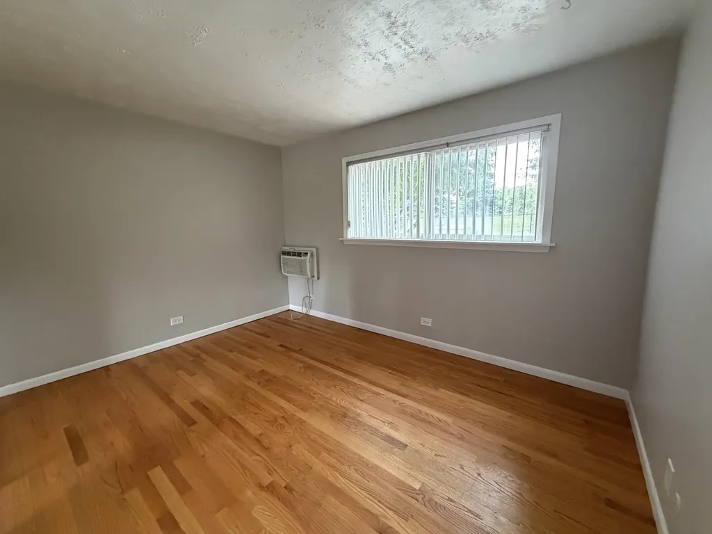 2200 Arbor Circle Downers Grove IL 60515