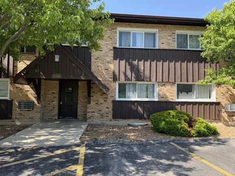 2200 Arbor Circle Downers Grove IL 60515