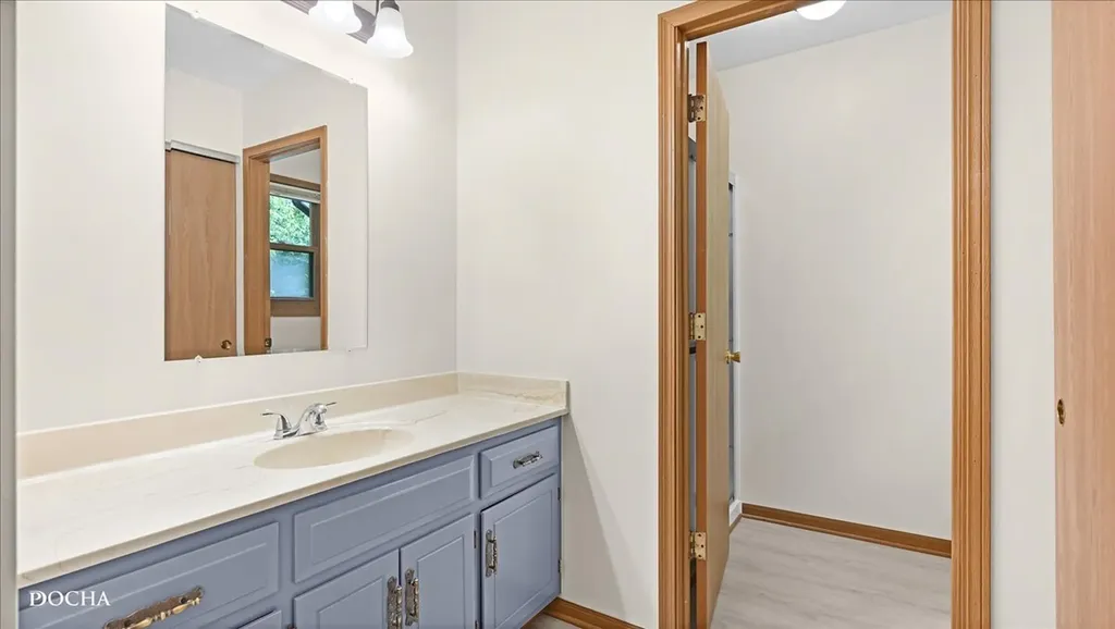 29 Mayfair Lane Aurora IL 60504