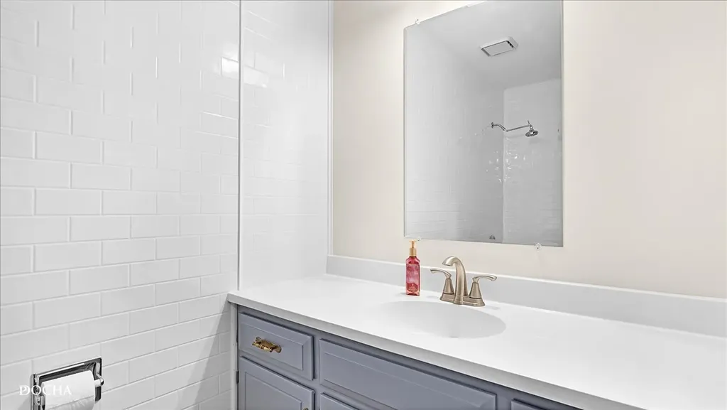 29 Mayfair Lane Aurora IL 60504