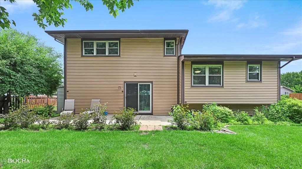 29 Mayfair Lane Aurora IL 60504