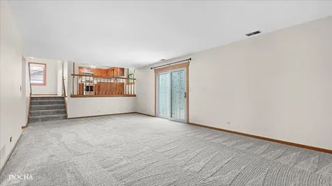 29 Mayfair Lane Aurora IL 60504
