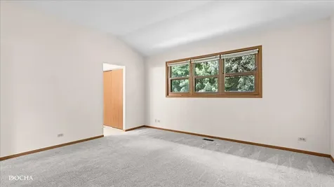 29 Mayfair Lane Aurora IL 60504