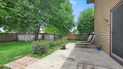29 Mayfair Lane Aurora IL 60504