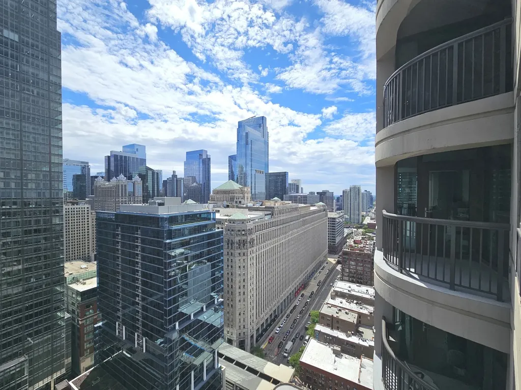 400 North La Salle Drive Chicago IL 60654