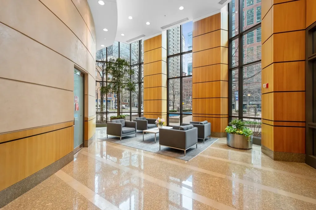 400 North La Salle Drive Chicago IL 60654