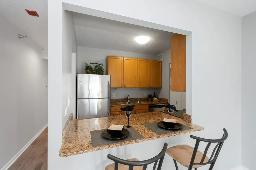 400 North La Salle Drive Chicago IL 60654