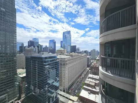 400 North La Salle Drive Chicago IL 60654