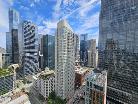 400 North La Salle Drive Chicago IL 60654