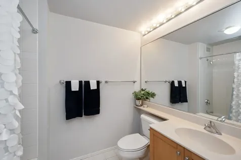 400 North La Salle Drive Chicago IL 60654