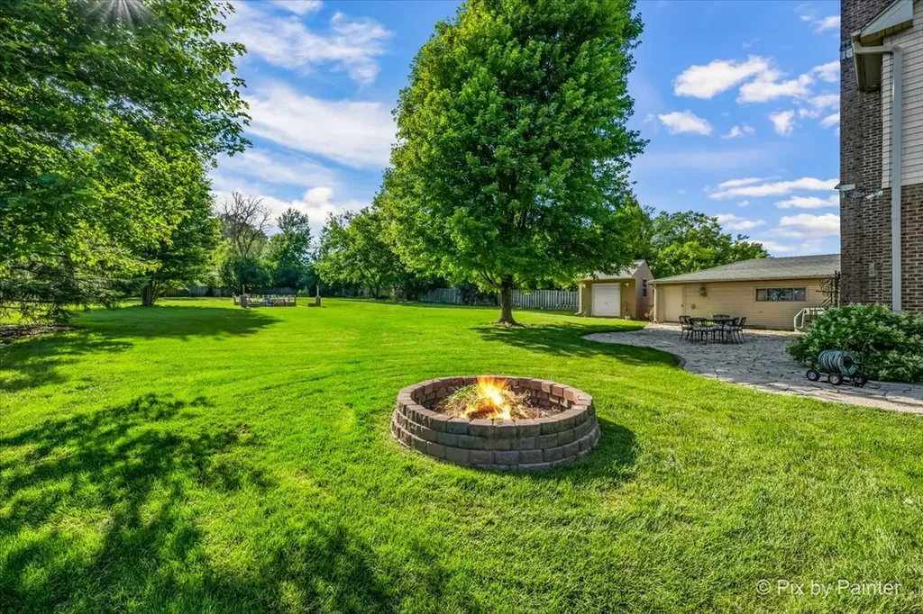 4N260 Walter Road Addison IL 60101