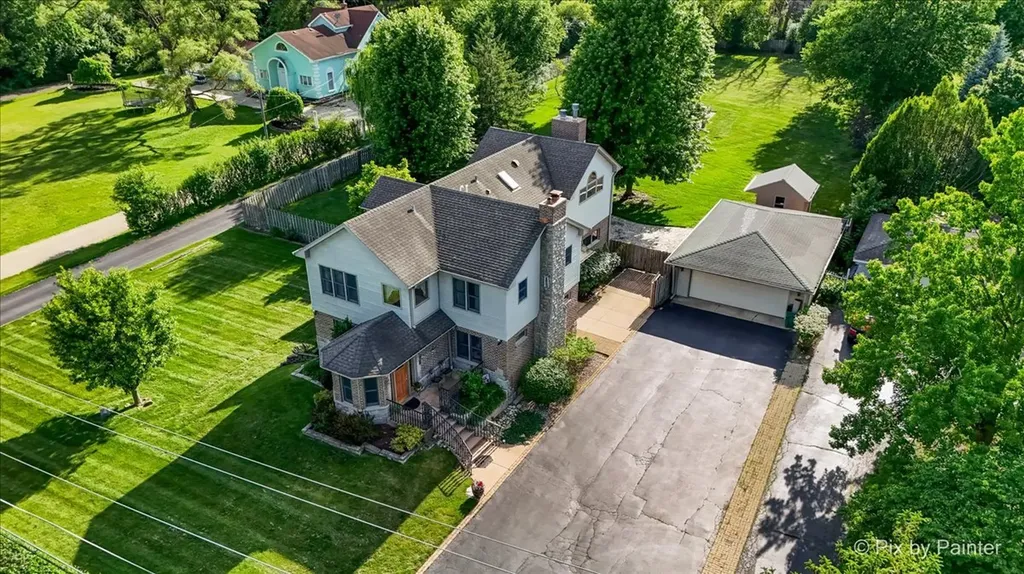 4N260 Walter Road Addison IL 60101