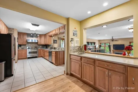 4N260 Walter Road Addison IL 60101