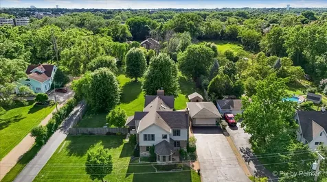 4N260 Walter Road Addison IL 60101