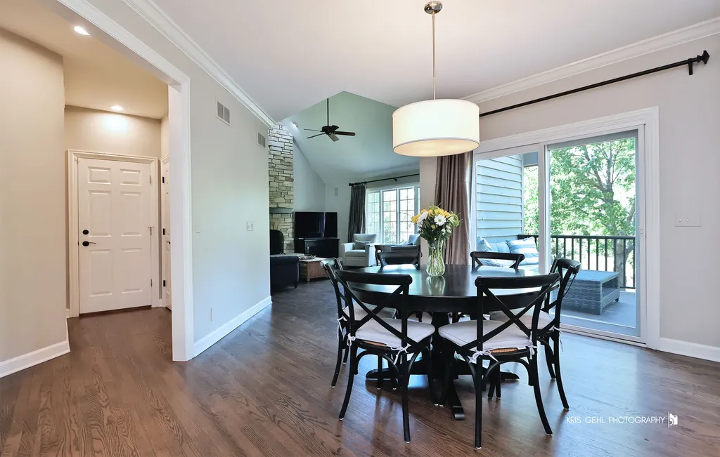 2503 Stonehenge Drive Aurora IL 60502