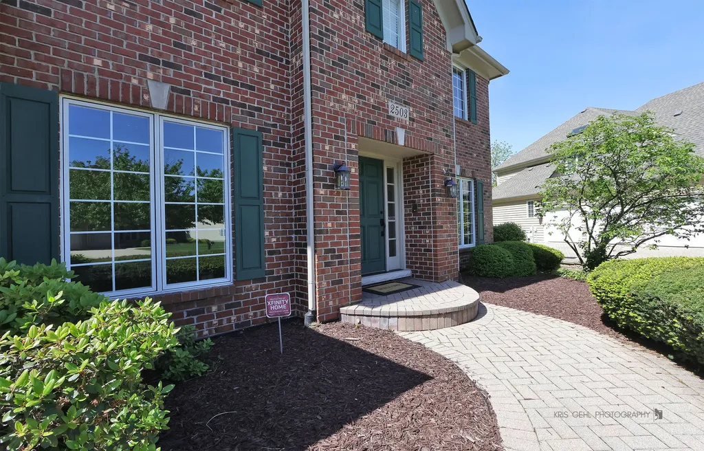2503 Stonehenge Drive Aurora IL 60502