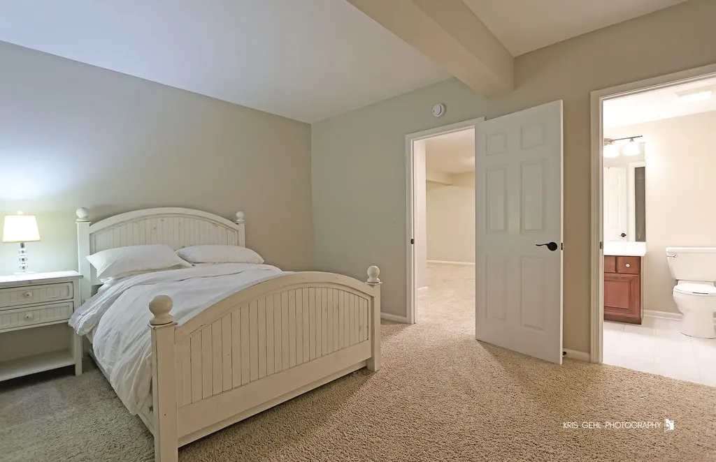 2503 Stonehenge Drive Aurora IL 60502