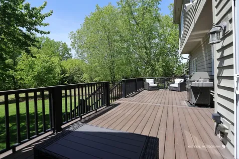 2503 Stonehenge Drive Aurora IL 60502