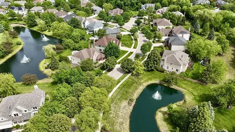 2503 Stonehenge Drive Aurora IL 60502