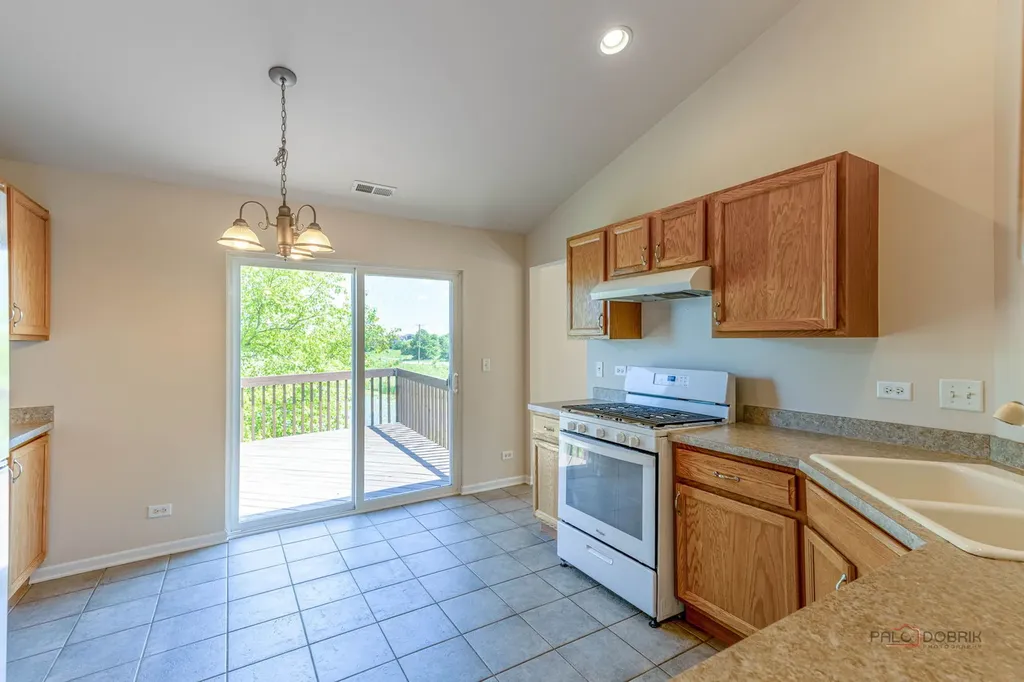 24852 West Gates Lane Plainfield IL 60585