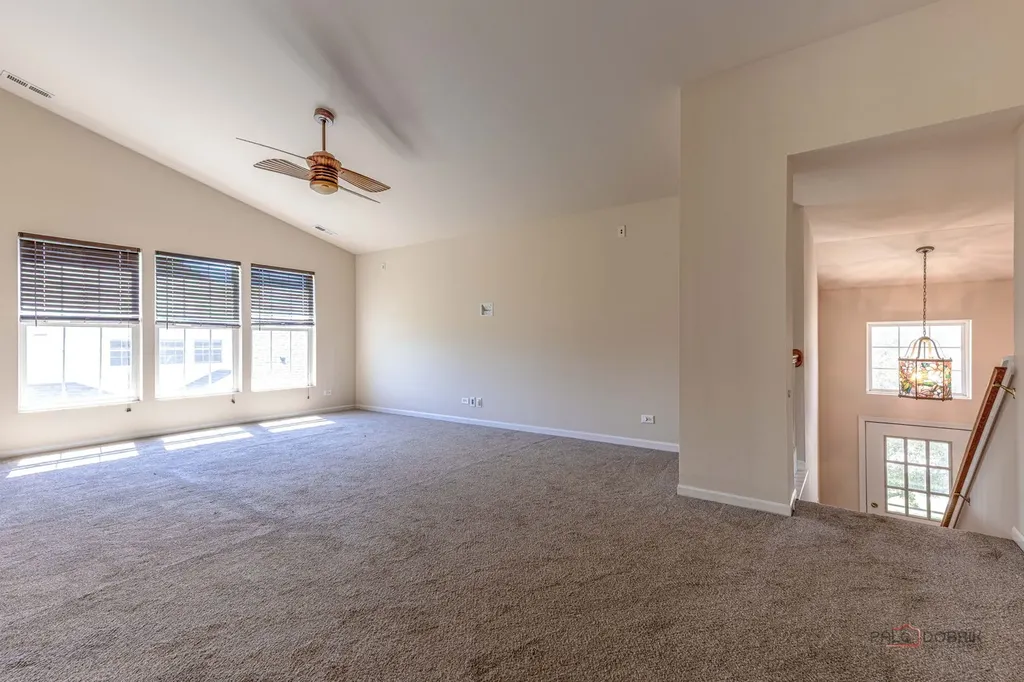 24852 West Gates Lane Plainfield IL 60585