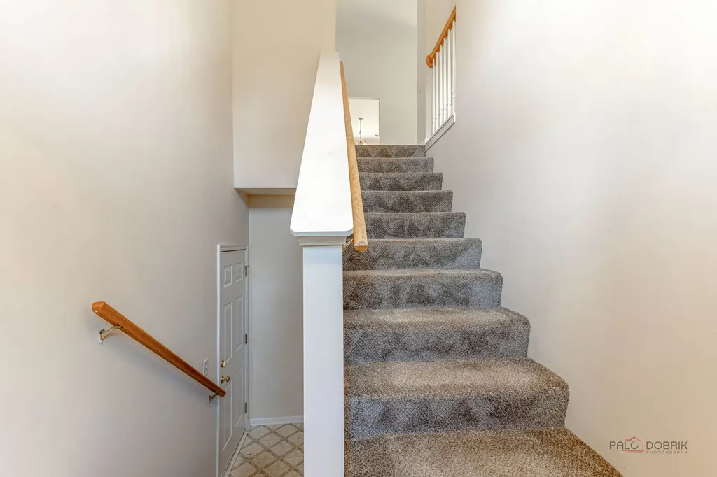 24852 West Gates Lane Plainfield IL 60585