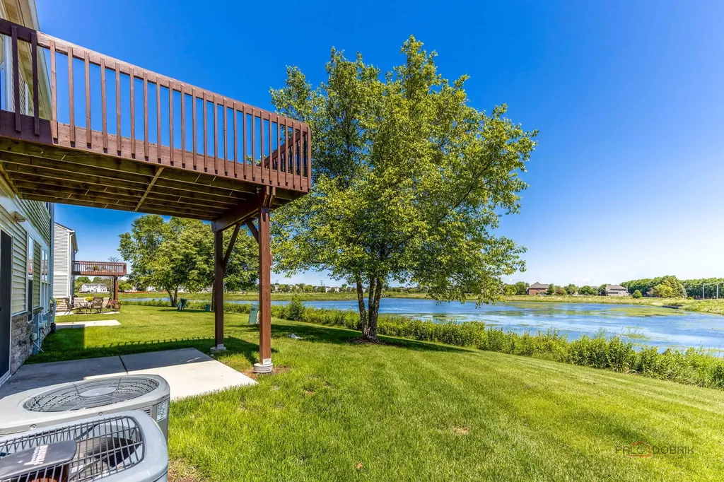 24852 West Gates Lane Plainfield IL 60585