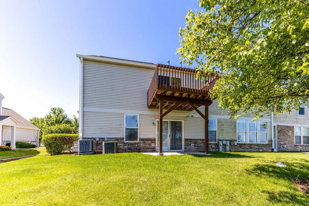24852 West Gates Lane Plainfield IL 60585