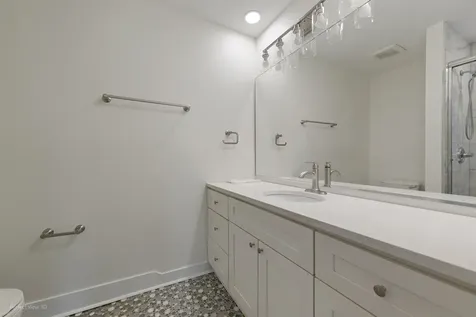 206 Christine Way Bolingbrook IL 60440