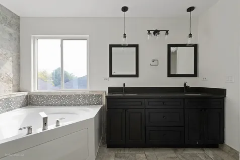 206 Christine Way Bolingbrook IL 60440