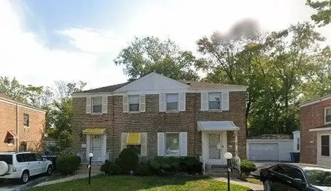 9815 South Clyde Avenue Chicago IL 60617