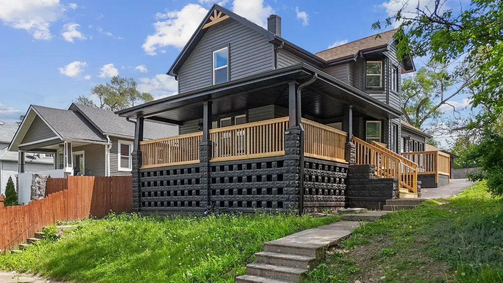 132 Akin Avenue Joliet IL 60433