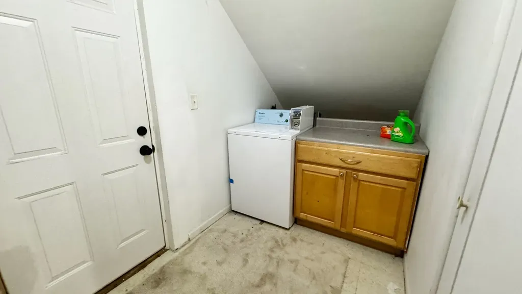 2115 West Wellington Avenue Chicago IL 60618