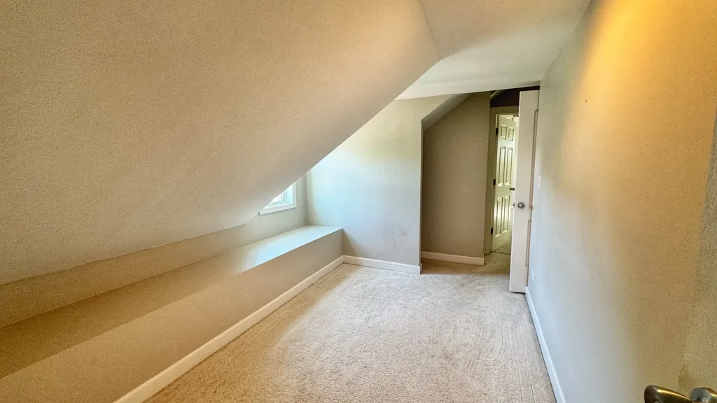 2115 West Wellington Avenue Chicago IL 60618