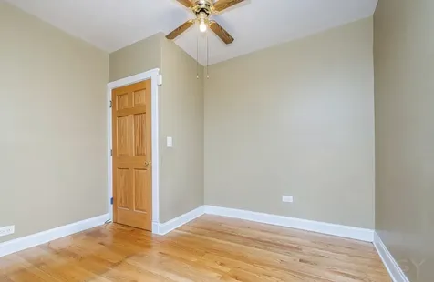 1910 Dewey Avenue Evanston IL 60201