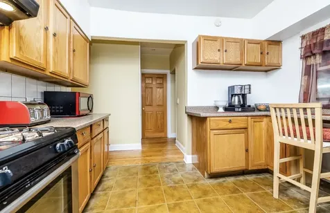 1910 Dewey Avenue Evanston IL 60201
