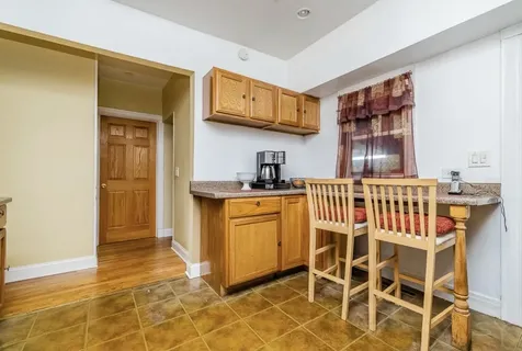 1910 Dewey Avenue Evanston IL 60201