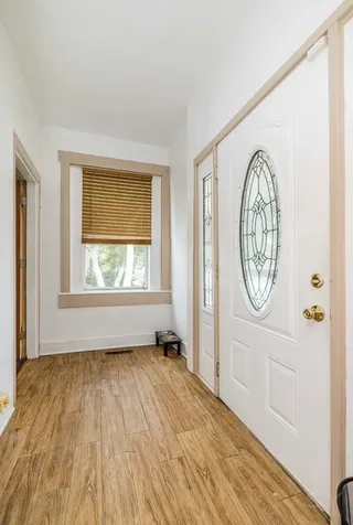 1910 Dewey Avenue Evanston IL 60201