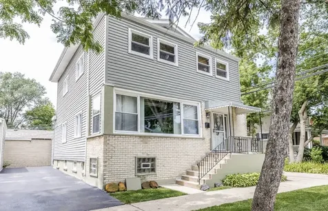 1910 Dewey Avenue Evanston IL 60201