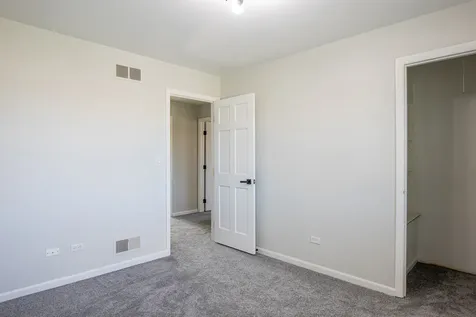 5N575 Abilene Trail Bloomingdale IL 60108